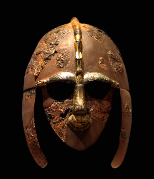 When was Sutton Hoo discovered and where are the treasures kept? | The Sun