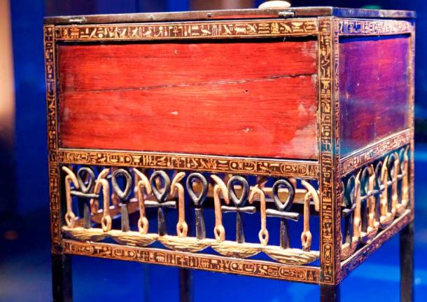 A legged hieroglyphic chest from Tutankhamun’s tomb (Bill Abbott / Flickr)