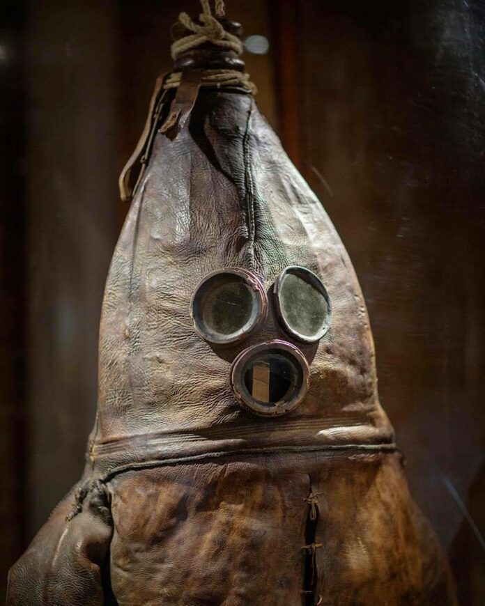 Diving into History: The Remarkable Story of the Raahe Museum’s “Wanha Herra” Diving Suit