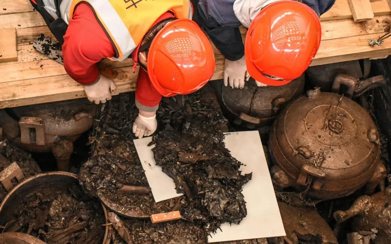 Lavish 2,200-year-old tomb of Chinese king unearthed