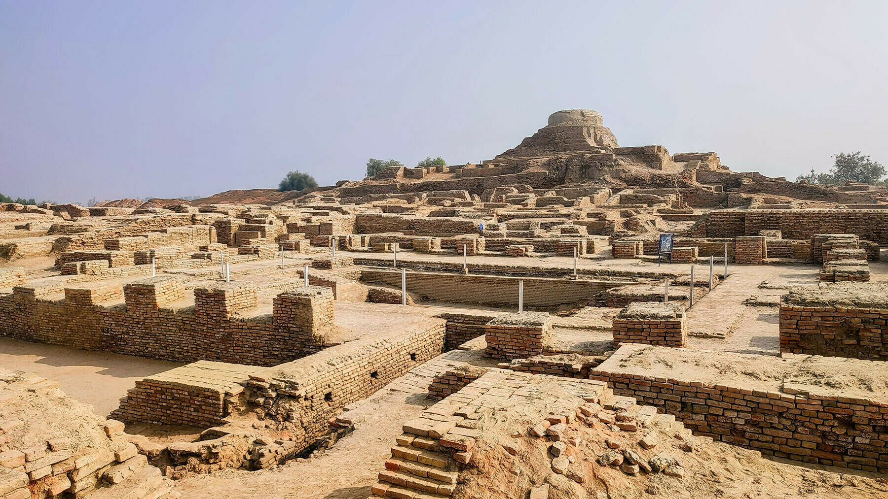 Khám phá lại sự kỳ diệu của Mohenjo-Daro - Pakistan - DAWN.COM