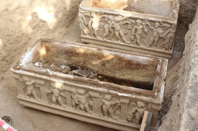 Ancient Turkish Necropolis Yields Mummified Skeletons in Remarkable Discovery