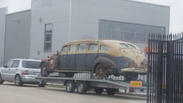 1941 Packard 90: Open Top Tour Bus