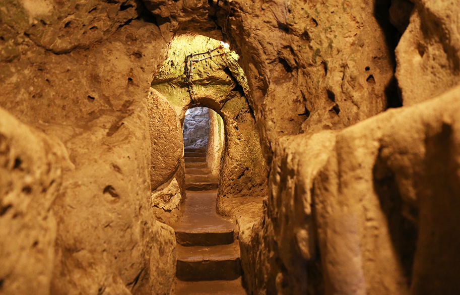 The City of Derinkuyu: Exploring Turkey's Ancient Caverns - Malorie's Adventures