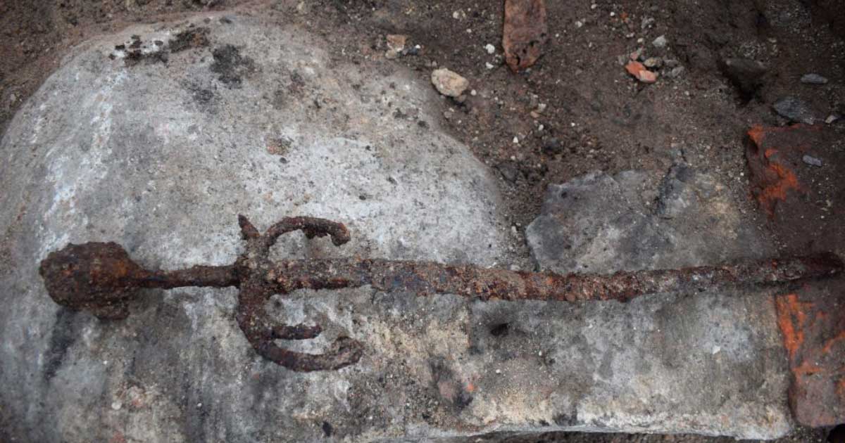 This Rare Battle-Sword Just Found in Sweden Is “An Evolutionary Leap” | Ancient Origins