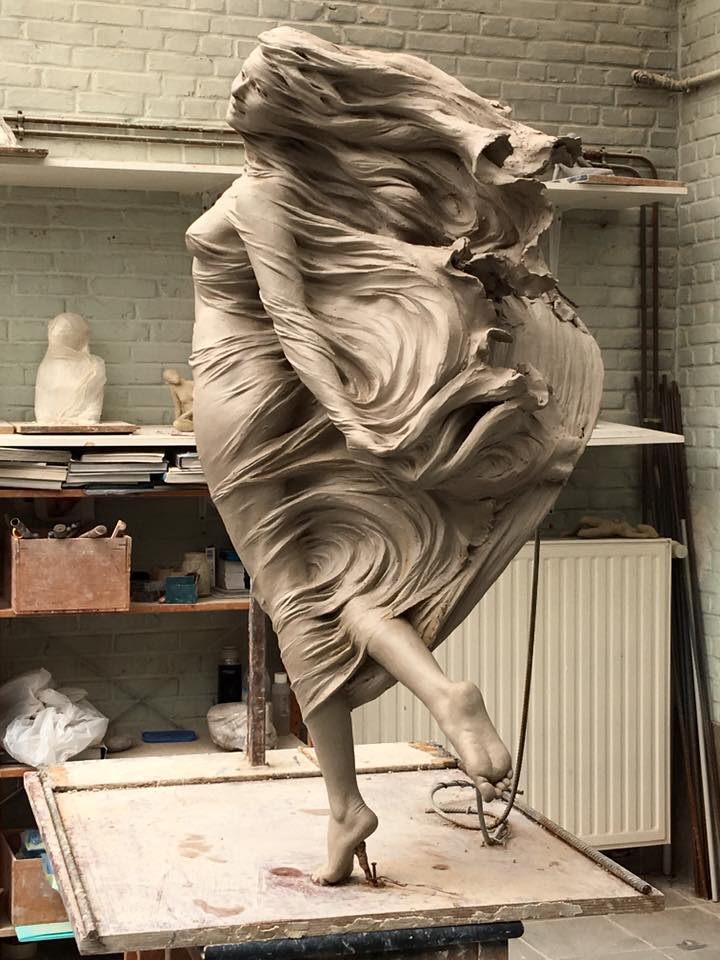 Stunning realistic sculptures by LUO LI RONG - Artpeople Shop FOR ARTISTS