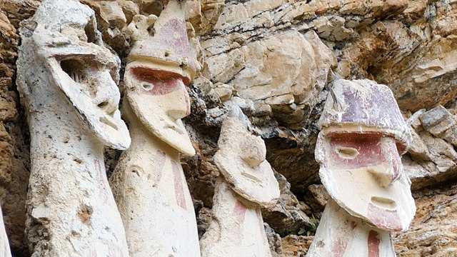 The Sarcophagi of Carajía | The Brain Chamber