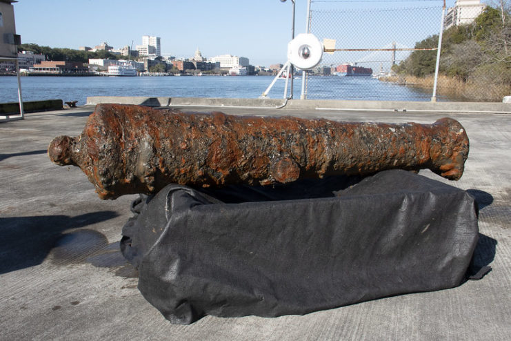 Revolutionary War-Era Cannons Pulled from Savannah River Could Be from Scuttled British Ship | War History Online