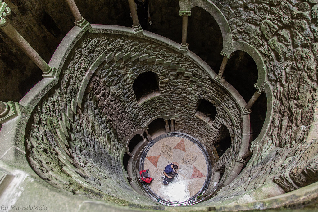 Inverted Tower - Sintra - Portugal | Quinta da Regaleira is … | Flickr