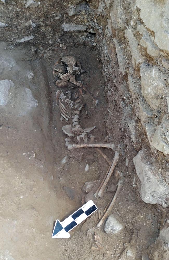 Child 'vampire' burial found in Italian Roman villa | news.com.au —  Australia's leading news site