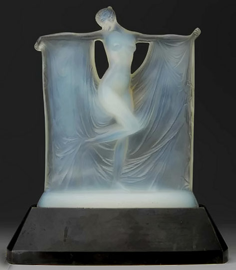 The “Suzanne” Statue by René Lalique: A Masterpiece of Art Deco