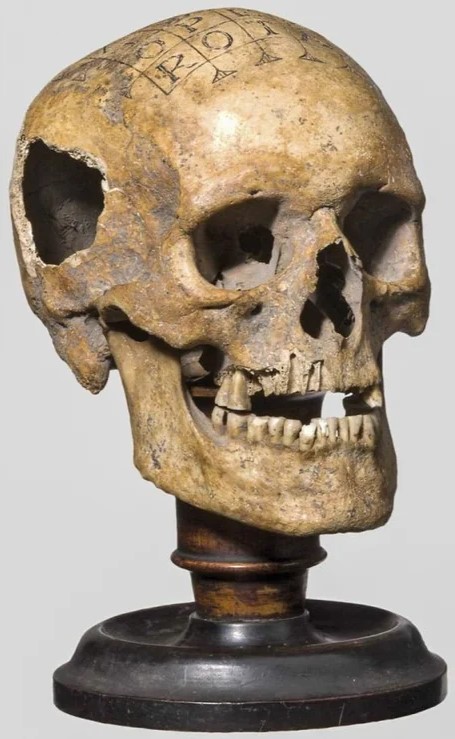 The 16th-Century Oath Skull: A Fusion of Medieval Justice and Ancient Roman Mysticism