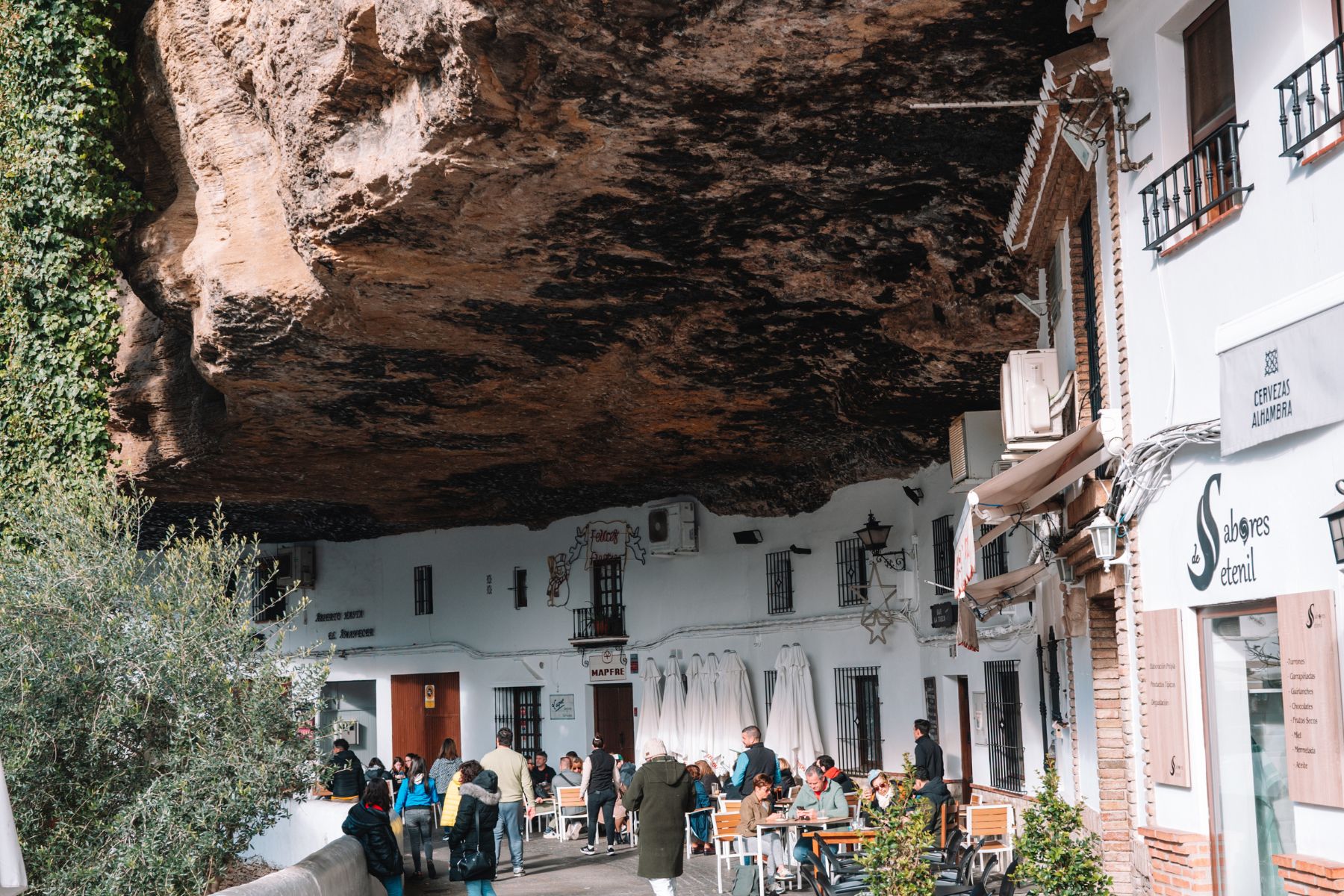 Setenil de las Bodegas in Spain, places not to be missed