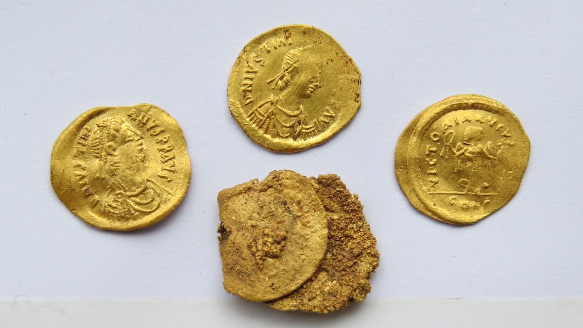 Unearthing History: The Discovery of 1,500-Year-Old Byzantine Gold Coins in Bulgaria