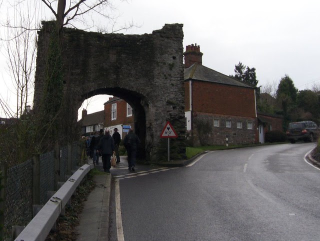 A Glimpse into History: The Timeless Pipewell Gate of Winchelsea