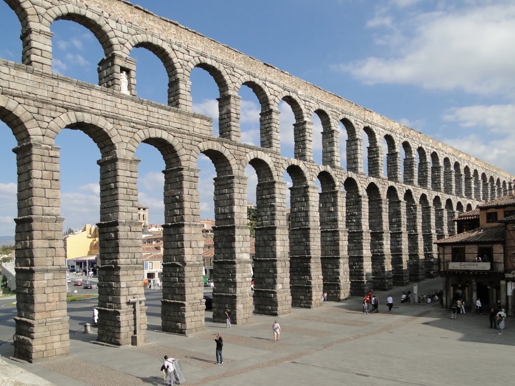 Aqueduct of Segovia | The Brain Chamber