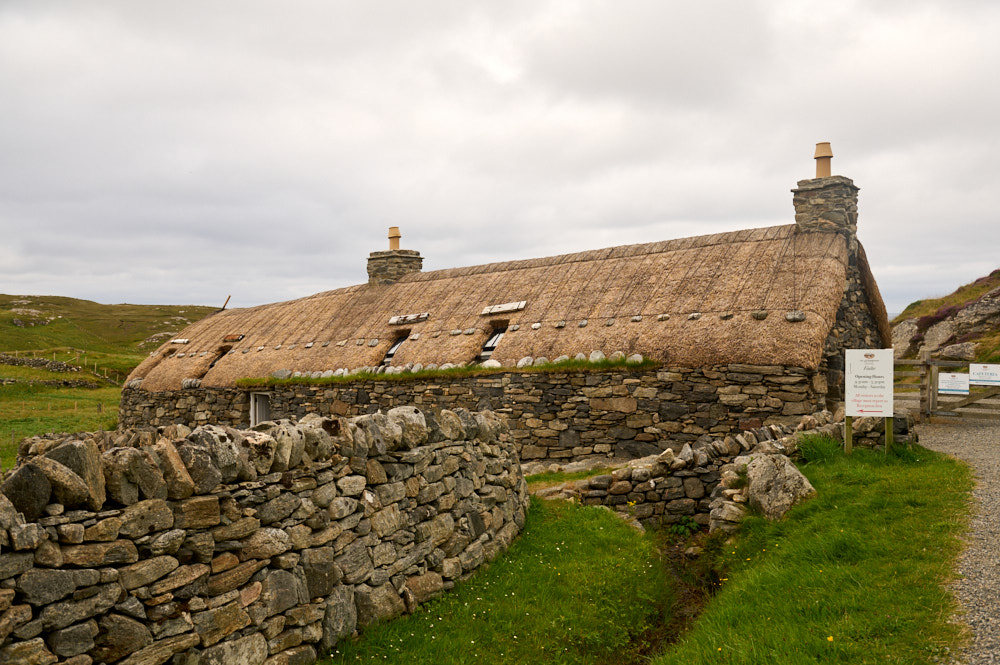 Gearrannan Blackhouse Village - Photos and the City