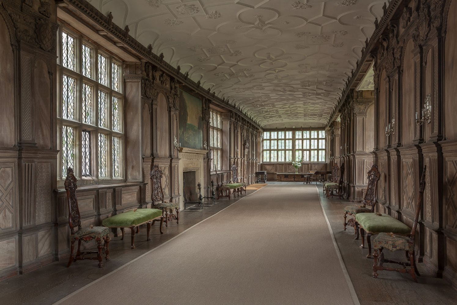 Haddon Hall’s 110-Foot Long Gallery: A Timeless Showcase of Elizabethan Splendor