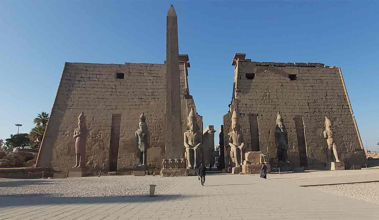 The Luxor Temple: A Majestic Testament to Ancient Egypt’s Divine Kingship