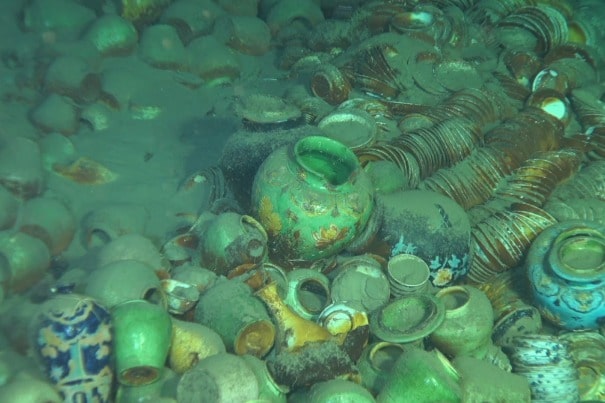 Over 100,000 Ceramic Artifacts Discovered from Two Ming Dynasty Shipwrecks