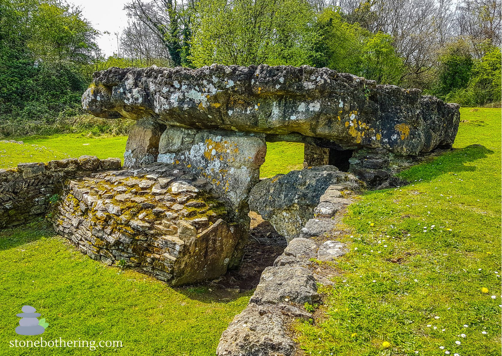 Tinkinswood: A Monument to Ancient Mysteries and Legends in Neolithic Wales