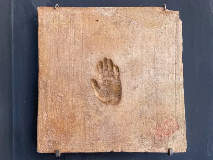 A 2,000-Year-Old Handprint: Touching the Past in Ancient Cherchell - History