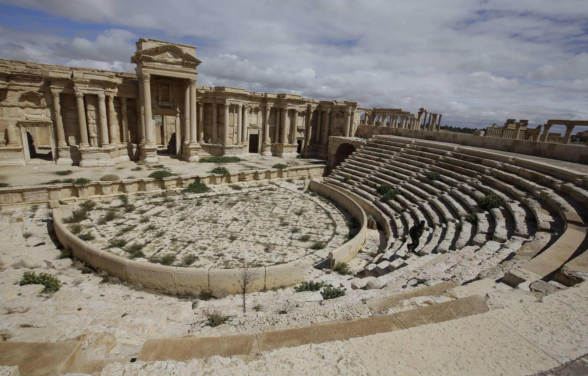 ISIS Destroys Another Monument at Palmyra Ruins in Syria - The New York Times