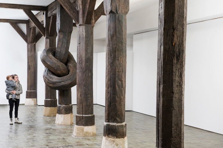 Alex Chinneck Ties Architecture Into Knots for German Exhibition - Interior  Design