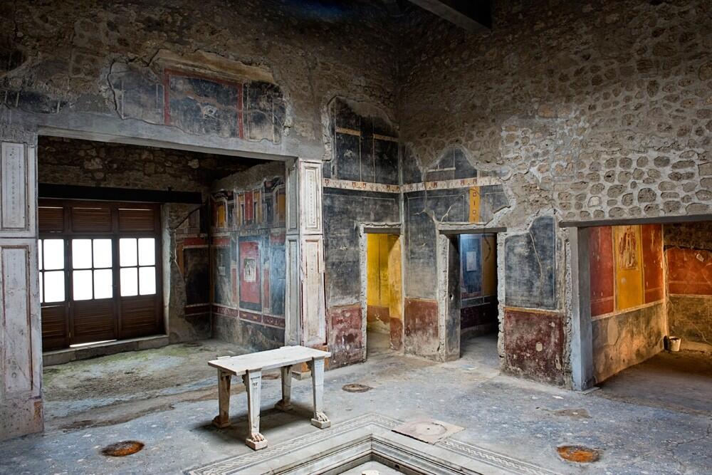 The House of Tragic Poet - Planet Pompeii