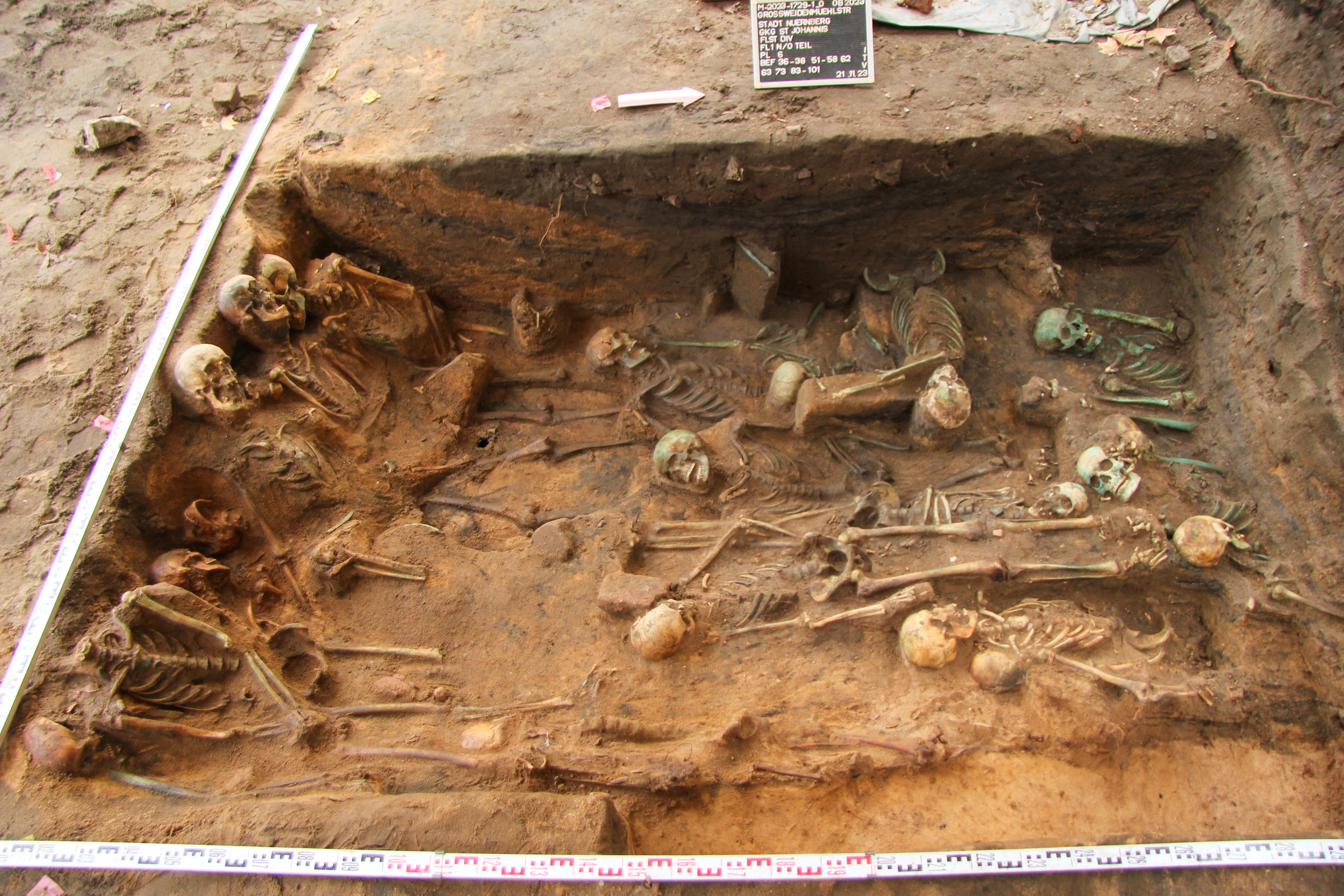 Mass grave of plague victims discovered in Germany could be Europe's largest ever | The Independent