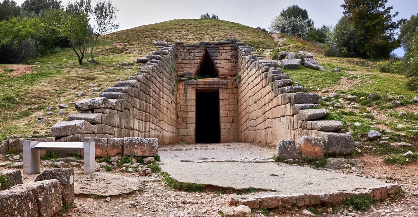 The Treasury of Atreus: A Monument to Mycenaean Majesty