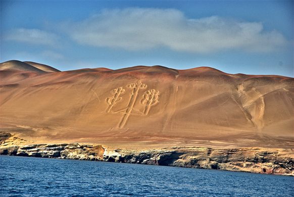 The Paracas Candelabra: A Monumental Enigma of the Andes