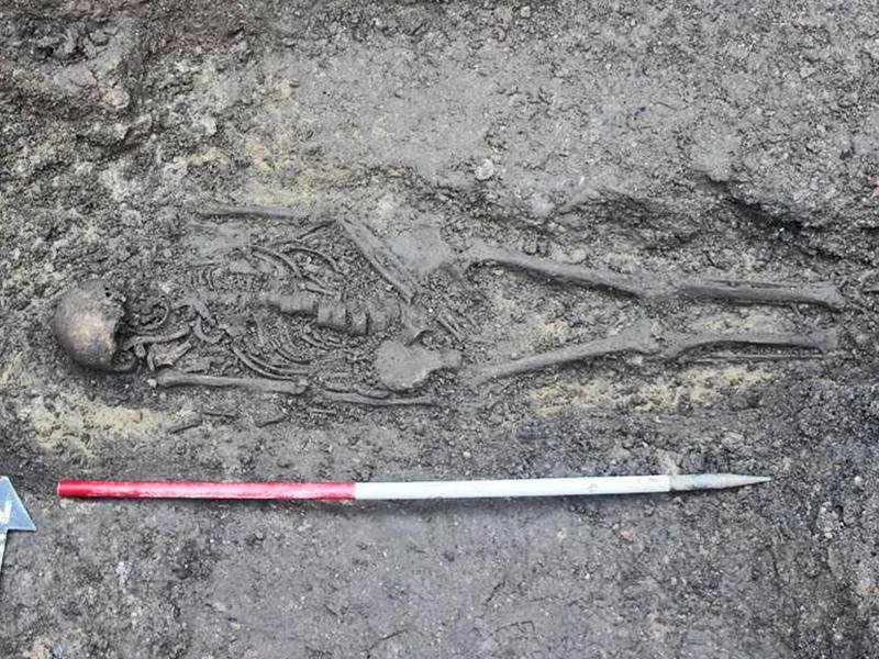 Rare 1,100-year-old Anglo-Saxon cemetery discovered in hotel garden |  Archaeology News