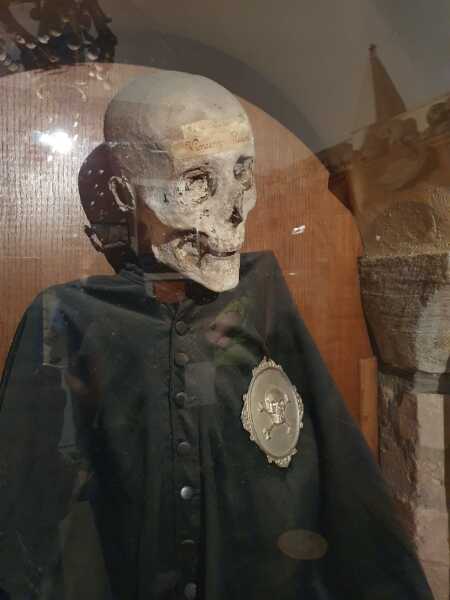 The unique Church of Mummies in Urbania - Ecco Le Marche