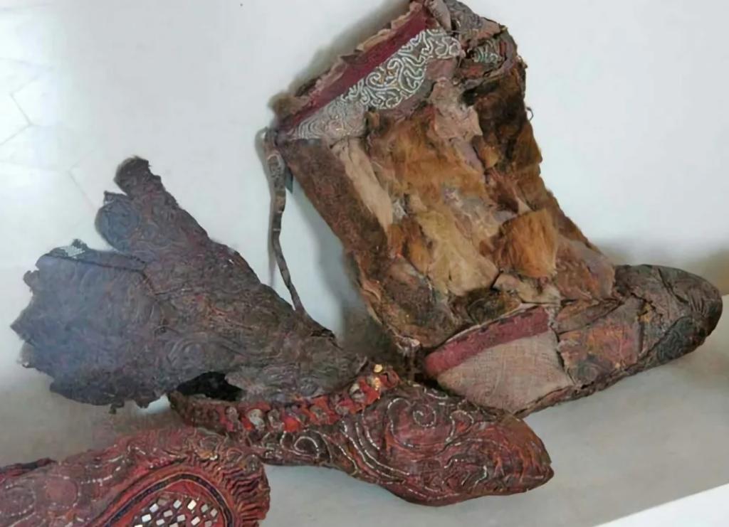 Magnificent 2300-Year-Old Scythian Woman's Boot Discovered in the Altai Mountains