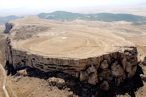 Discover Jugurtha's Table | impressive tunisia