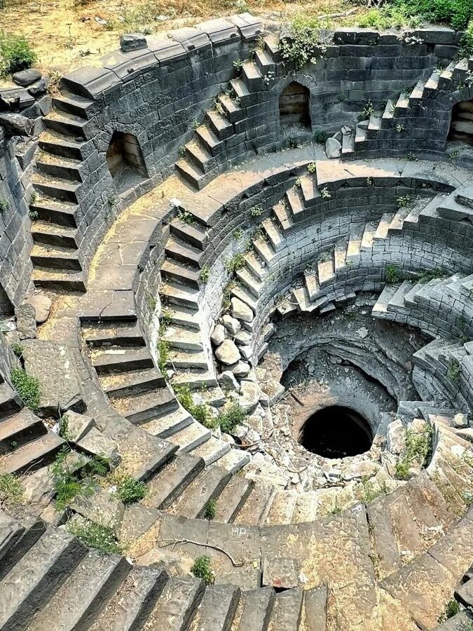 The Helical Stepwell of Walur: A Rare Architectural Marvel