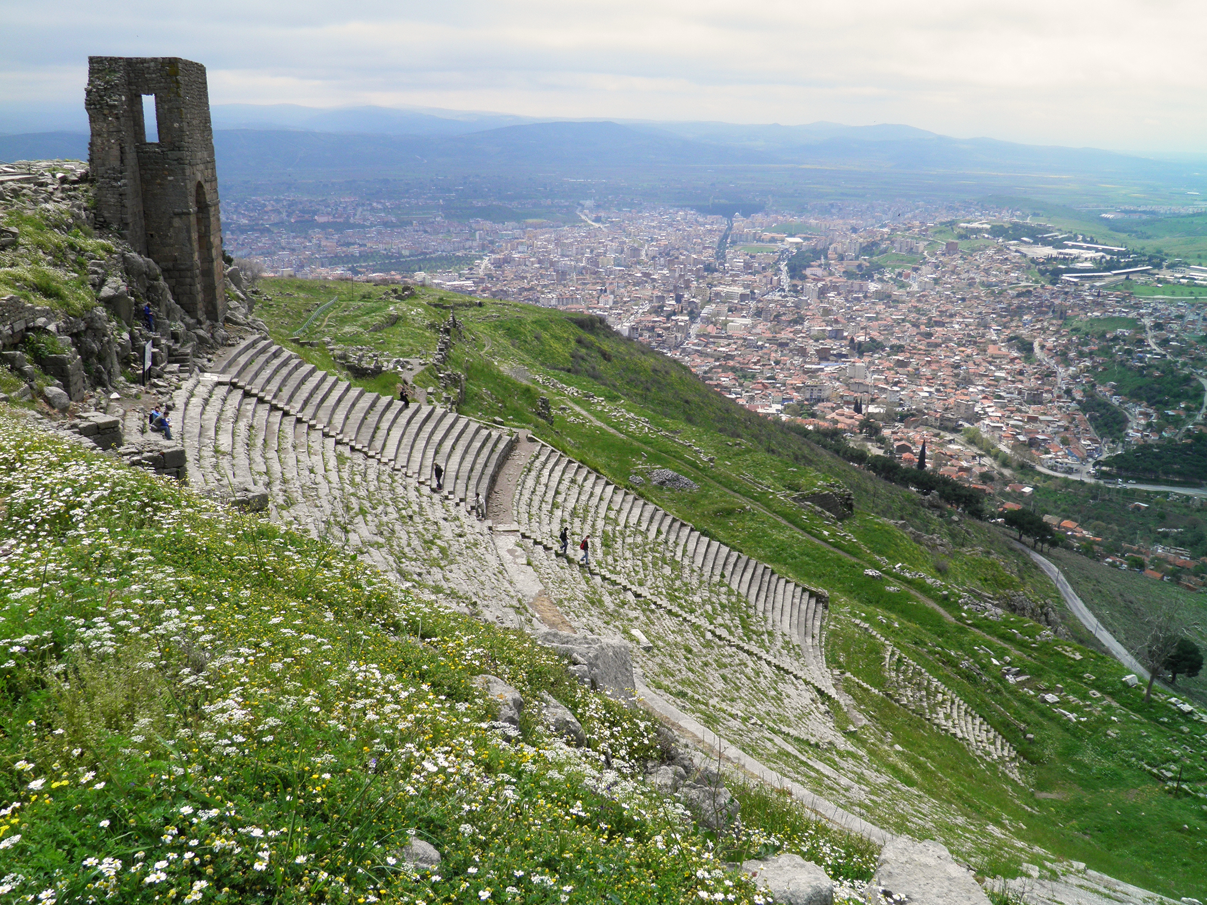 Picture of the week: The Hellenistic Theatre on the Upper Acropolis of Pergamon (Turkey) FOLLOWING HADRIAN