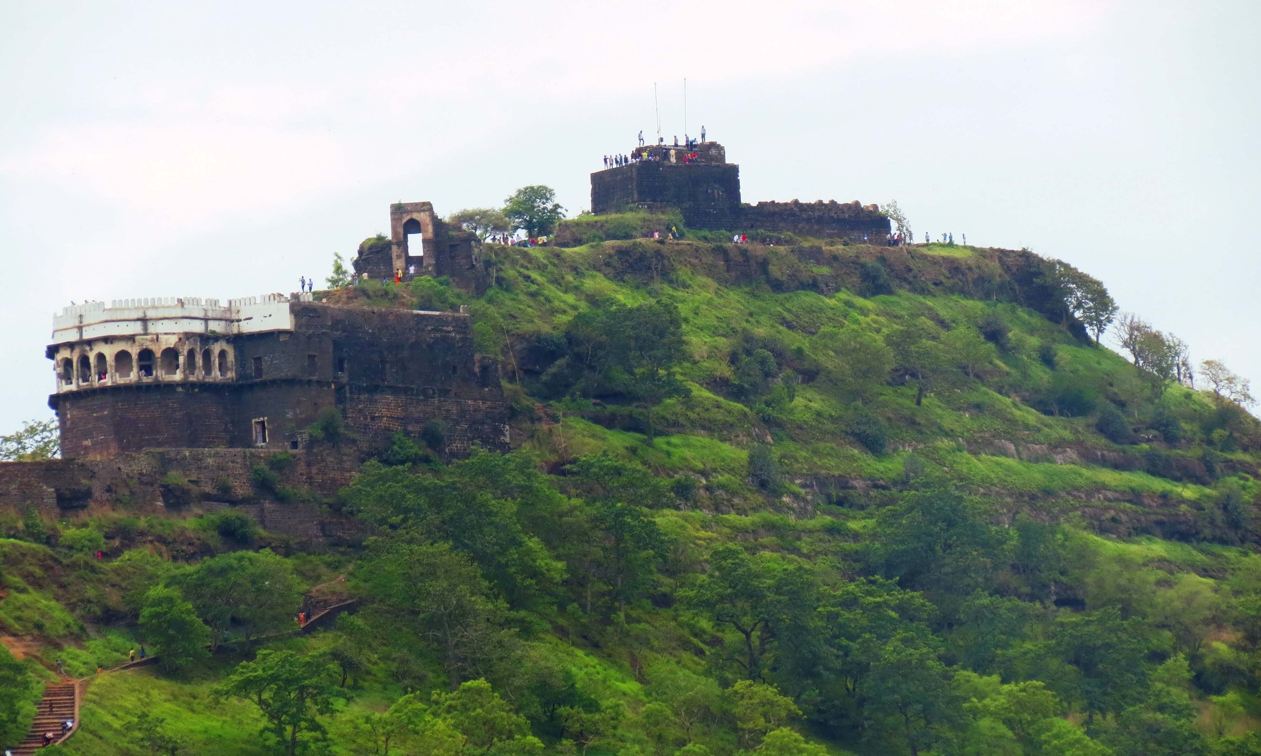 Daulatabad Fort: The Rock-Hewn Fortress That Defied Time and Invaders