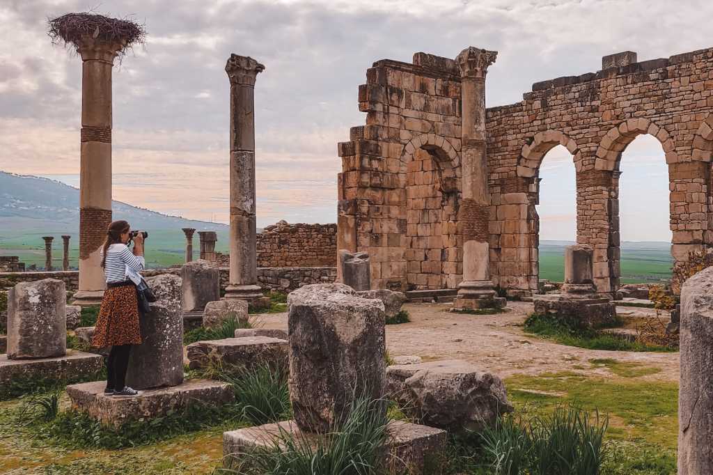 Volubilis: Roman ruins in Morocco (+ practical map) - The Orange Backpack