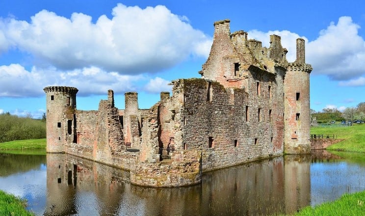 Four New Steward Vacancies at Caerlaverock Castle - Caerlaverock Community Association