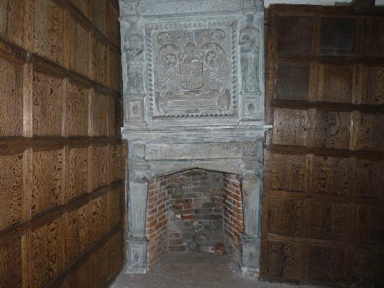 Which is straight, the Fireplace or the Walls? - Picture of Little Moreton Hall, Congleton - Tripadvisor