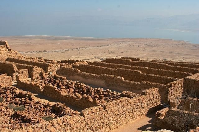 The Siege of Masada: Story & Symbolism of the Masada Fortress | DeadSea.com