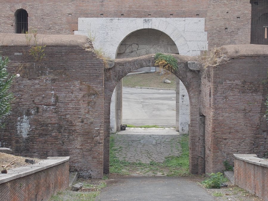 Porta Asinaria (esterno)