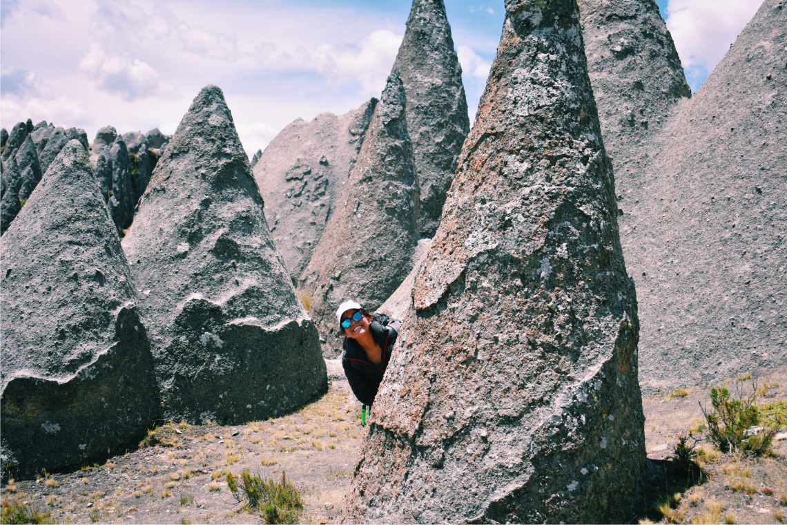 Pampachiri Stone Forest and Smurfs House tour