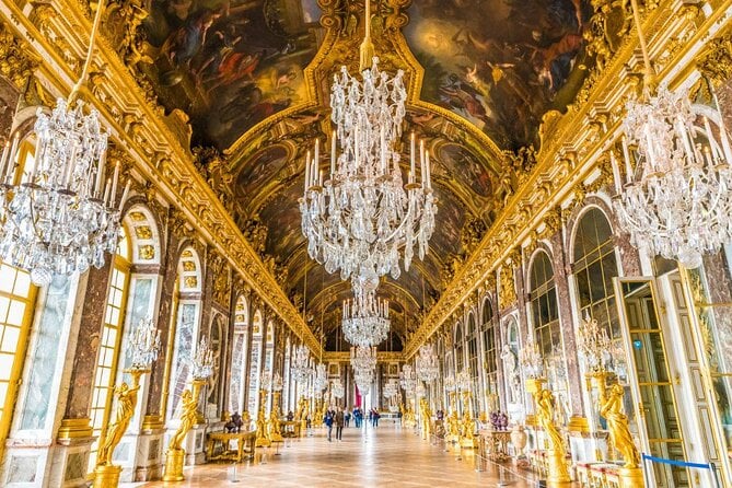 Versailles - Guided Tour In The Kings Private Apartments