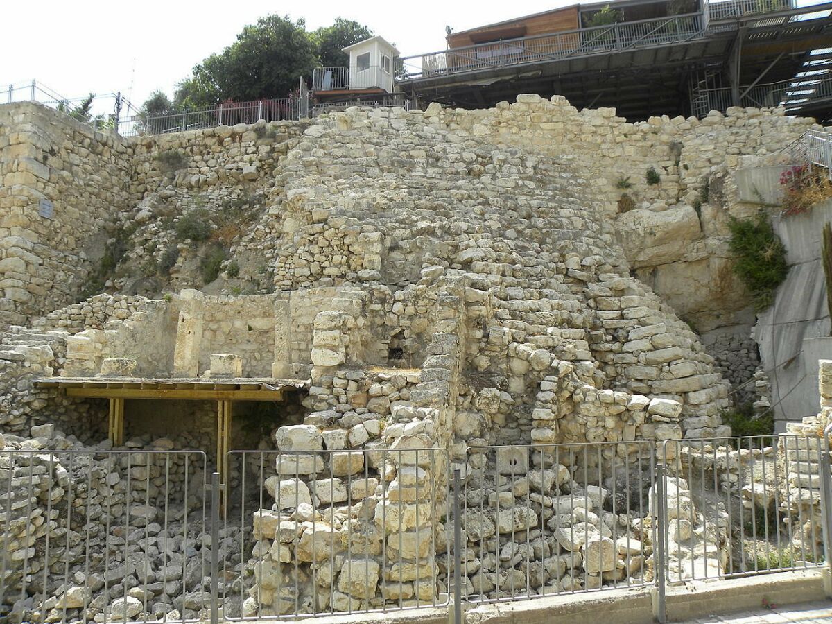 The Stepped Stone Structure: Uncovering the Foundations of King David’s Jerusalem