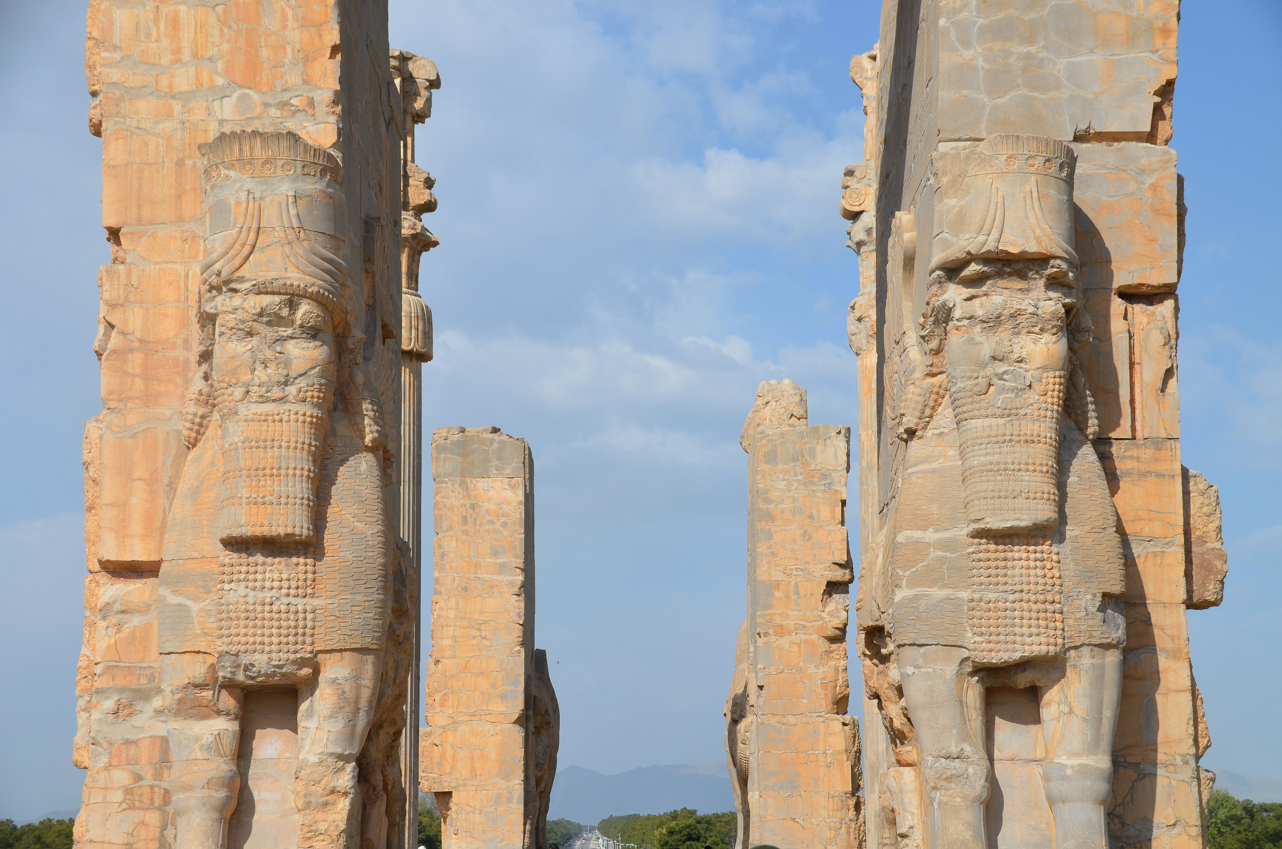 The Majestic Gate of All Nations: A Key Landmark at Persepolis