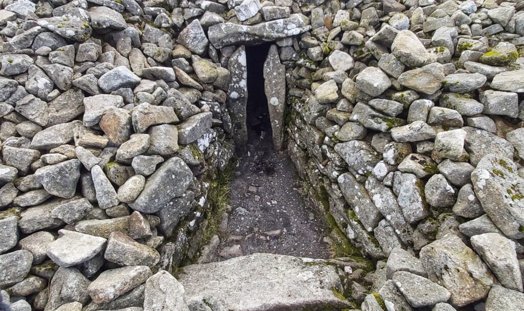 Seefin Passage Tomb - Tales From The Wood