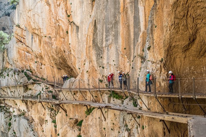 El Caminito del Rey: Spain’s Thrilling Cliffside Adventure